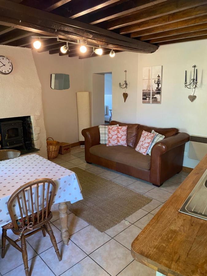 Mantilly Cottage ภายนอก รูปภาพ